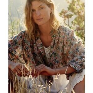 Doen Rose Top S Cream Ladybird Floral Blouse Button Front Ruffle